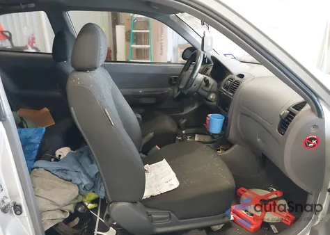 2003 Hyundai Accent from USA, damaged, VIN KMHCF35C33U276858